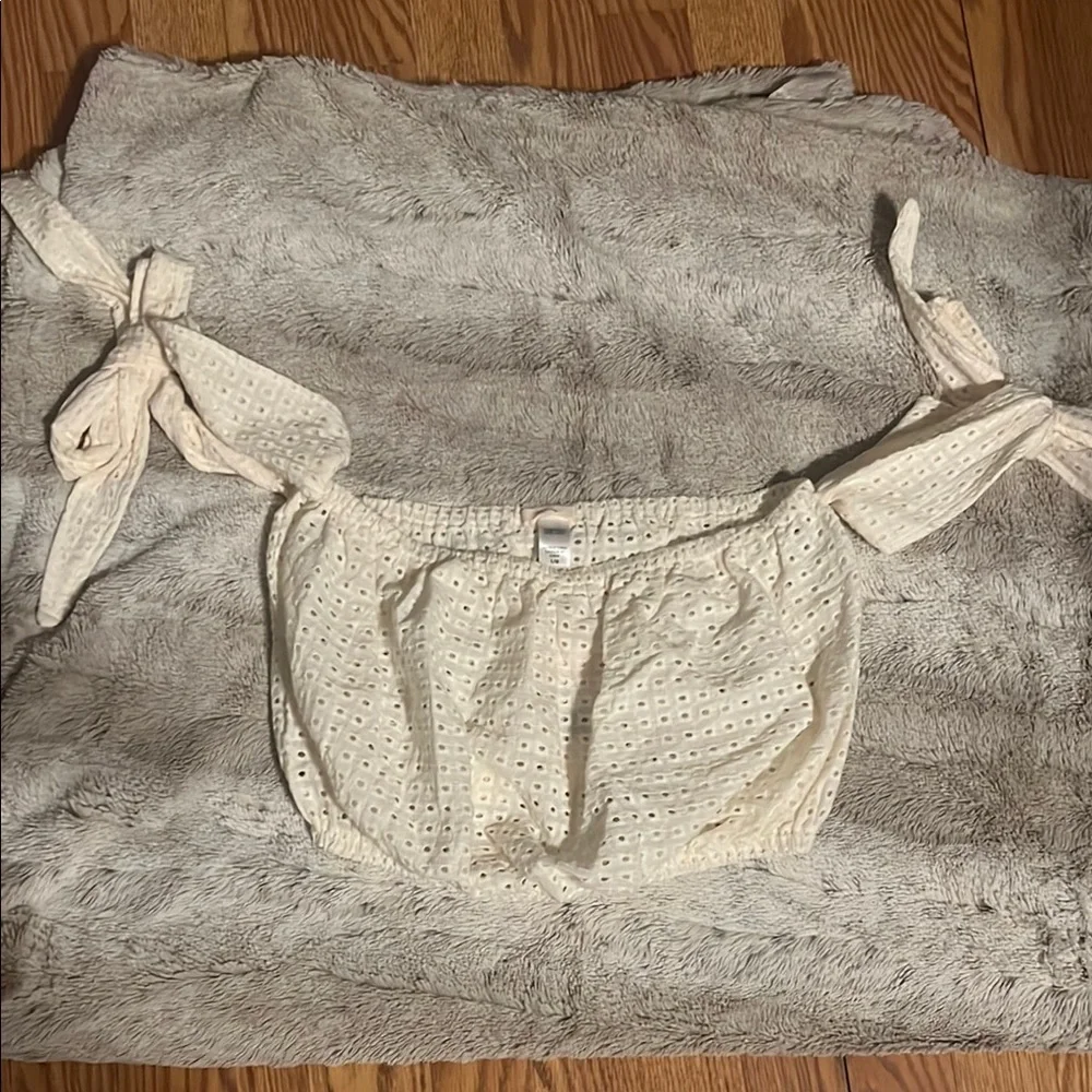 Eberjey Cream Sleeveless Crop Blouse